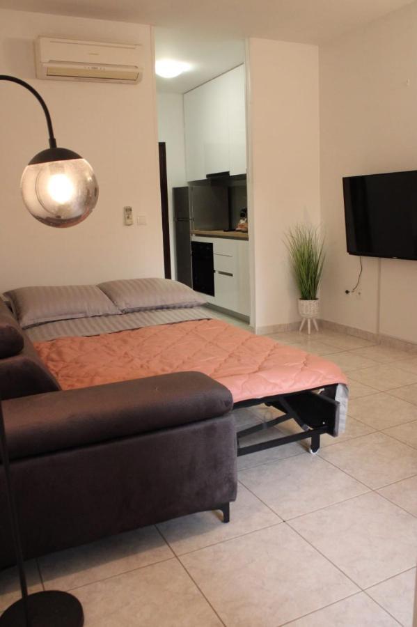 Mihaela Studio Apartmans 150M Near The Beach Kaštela المظهر الخارجي الصورة