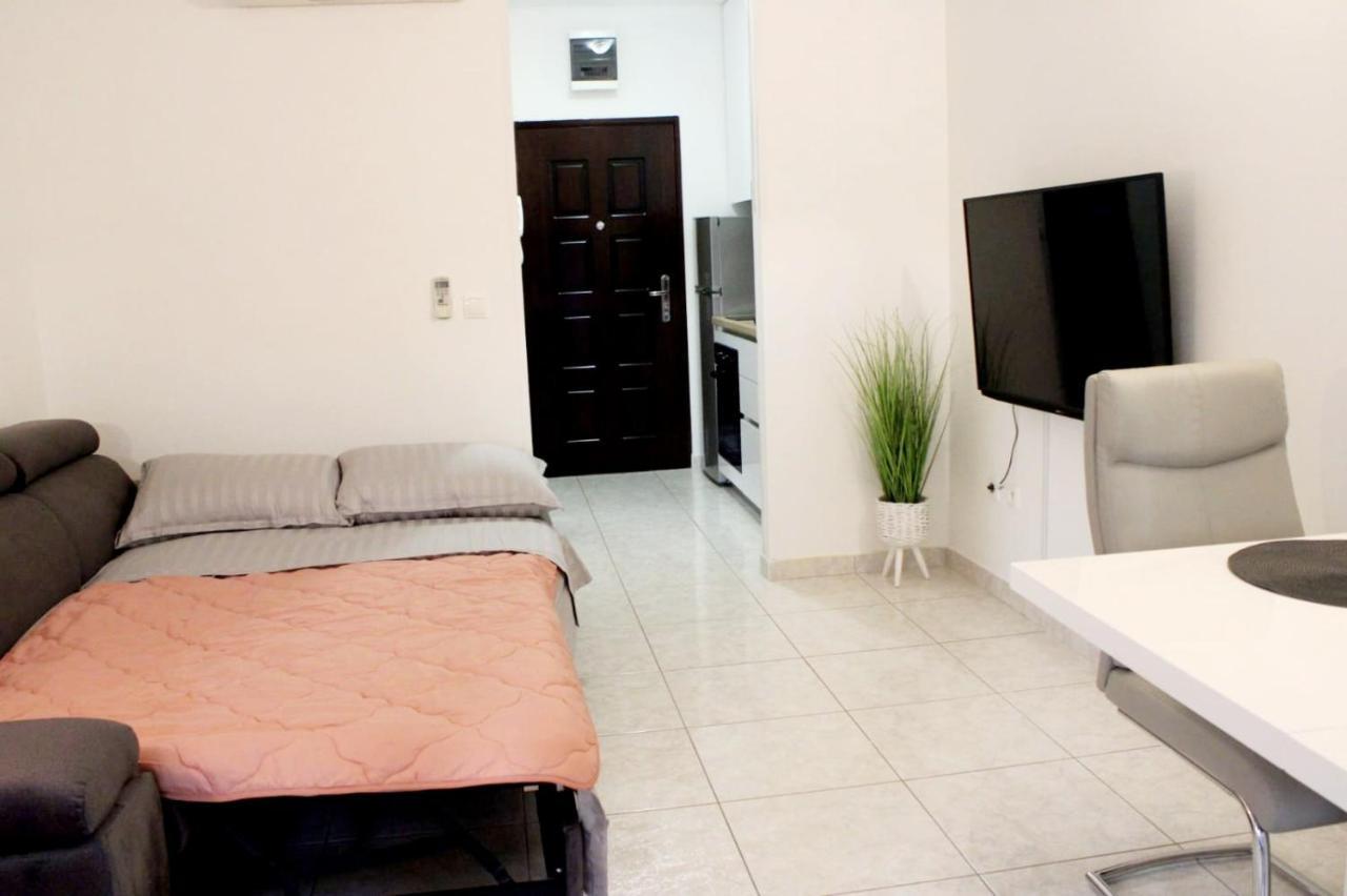Mihaela Studio Apartmans 150M Near The Beach Kaštela المظهر الخارجي الصورة